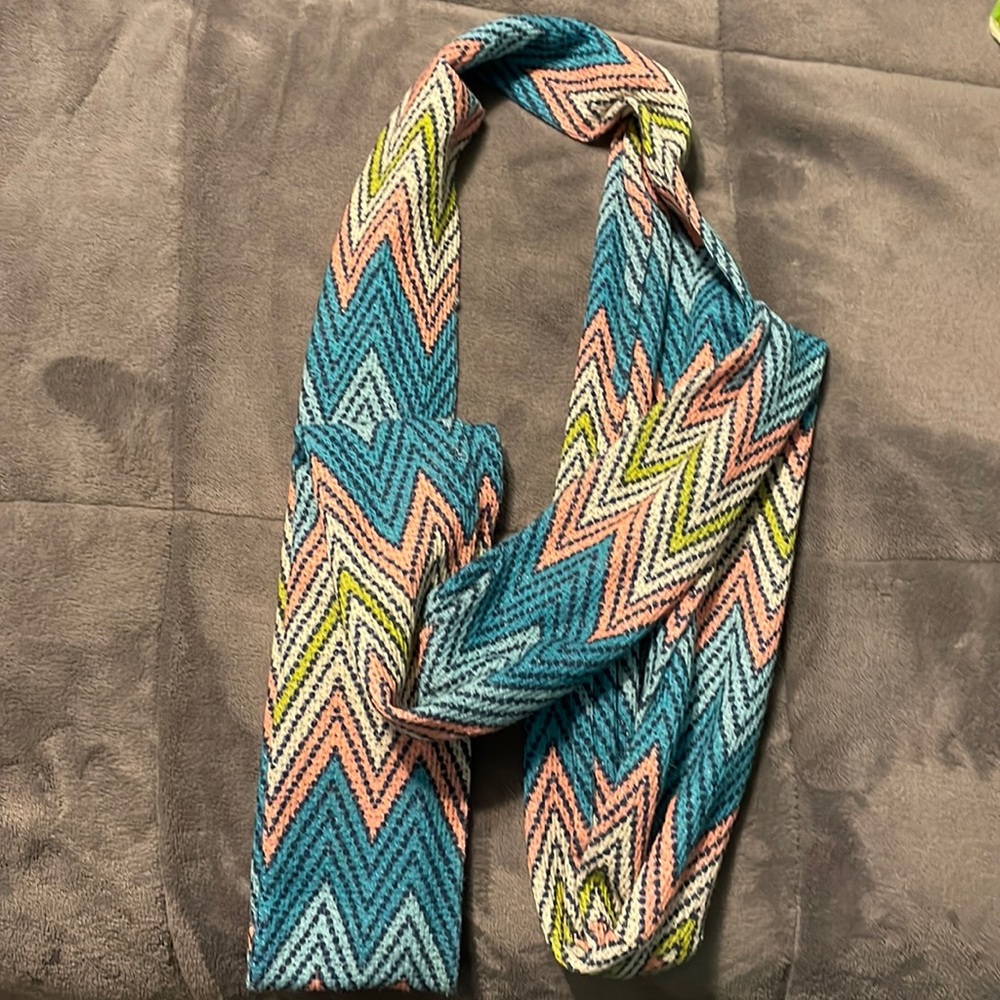 Infinity scarf